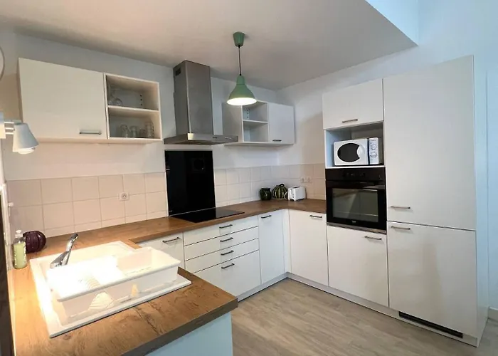 Le Clos - Centre - Jardin - Parking Prive Appartement Poitiers